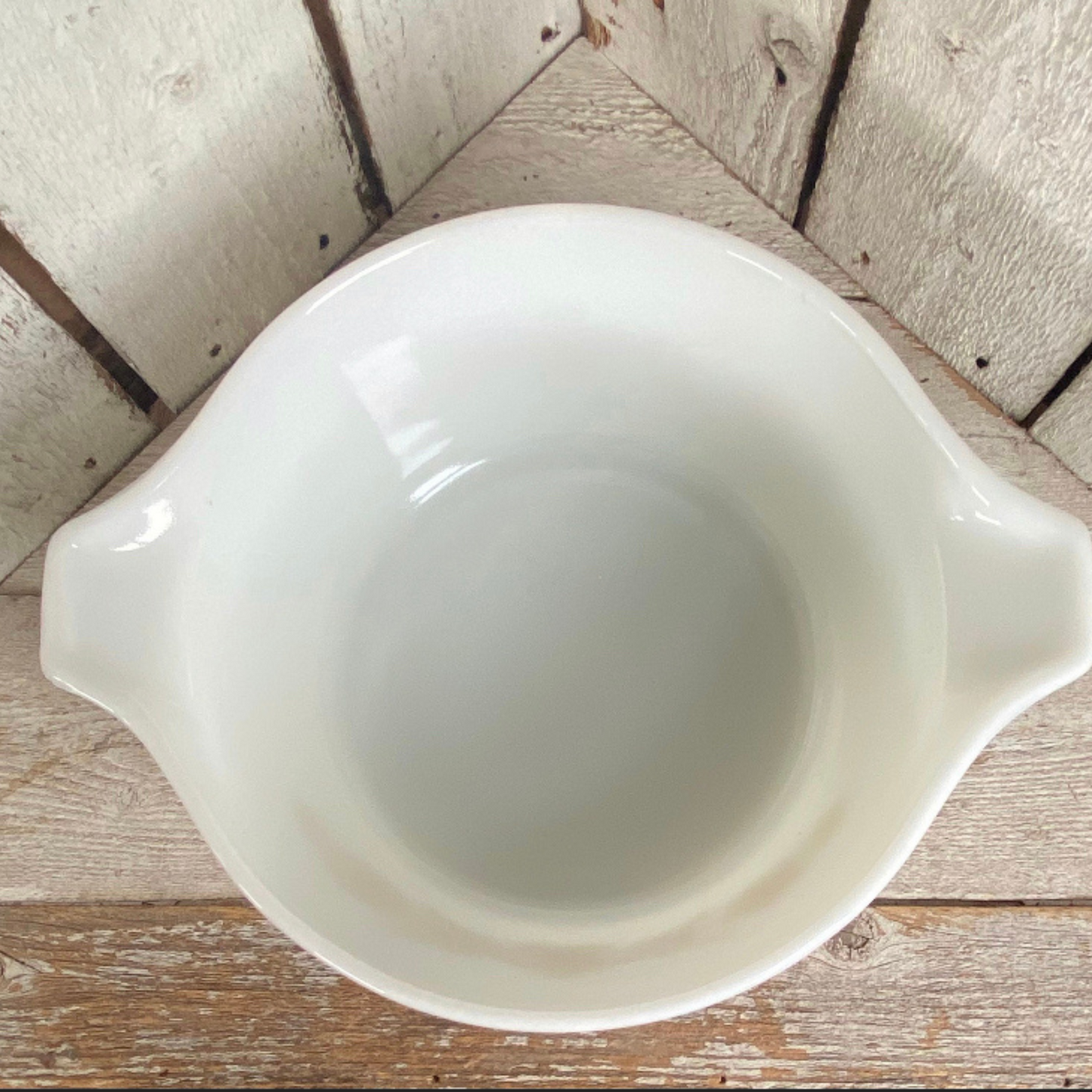 Pyrex Golden Butterfly Mixing Bowl/Cassarole Dish with Cinderella handle 472