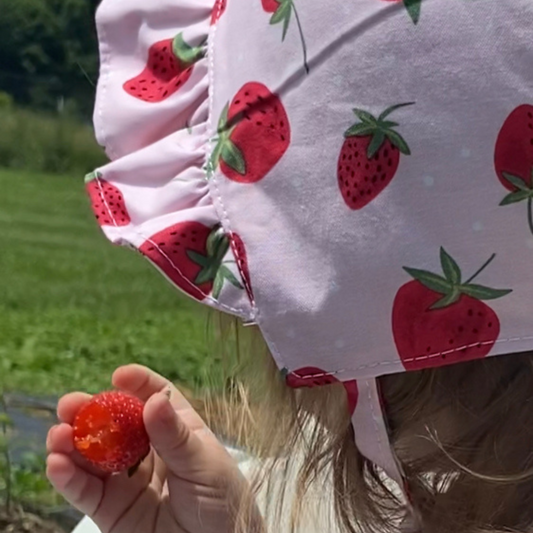 Strawberry Baby Bonnet w/ties
